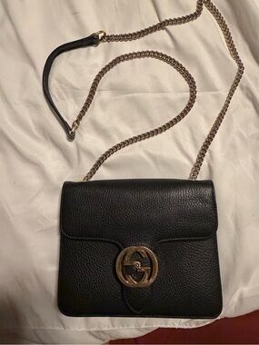 Gucci interlocking G Crossbody Bag Black Textured Leather